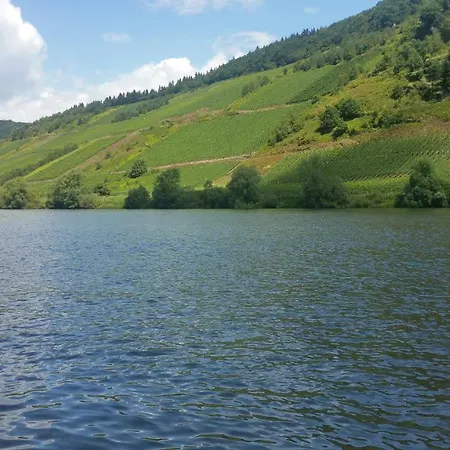 Haus Hazienda Semesterbostad Briedel